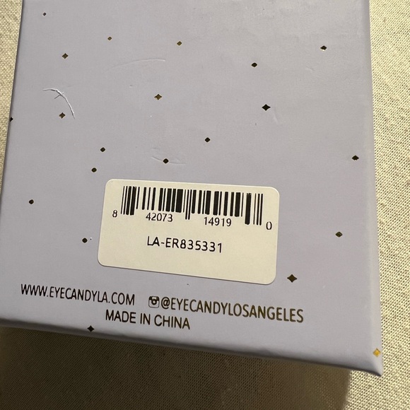 Eye Candy Los Angeles Luxe Collection Green Crystal Statement Earrings NIB!. - Picture 9 of 9